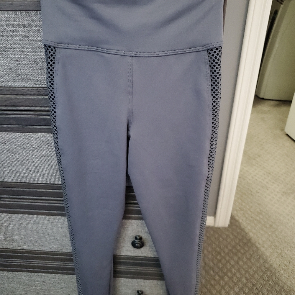 Bombshell sportswear mohawk leggings